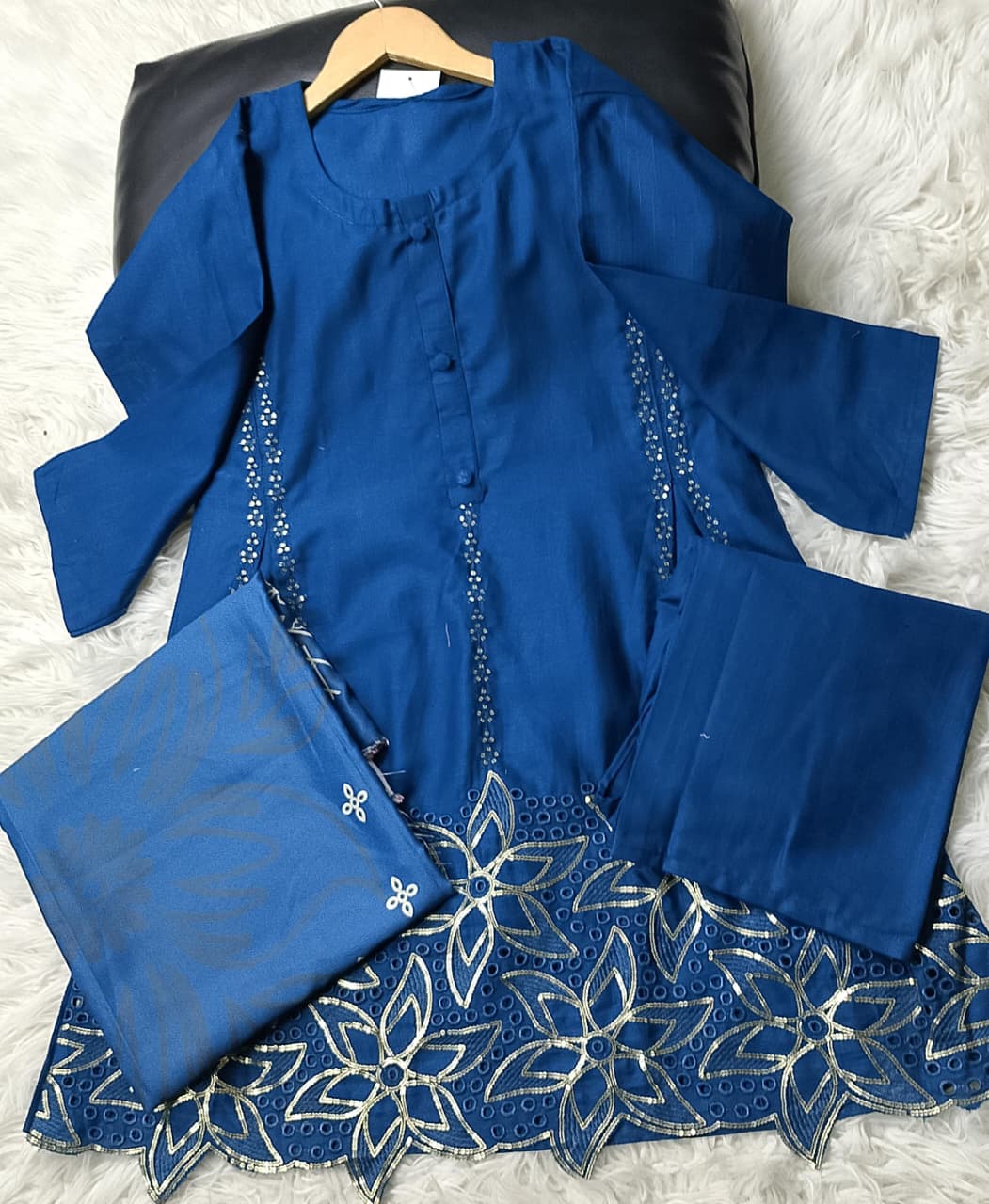 3 PIECE - EMBROIDERED KHADDAR SUIT