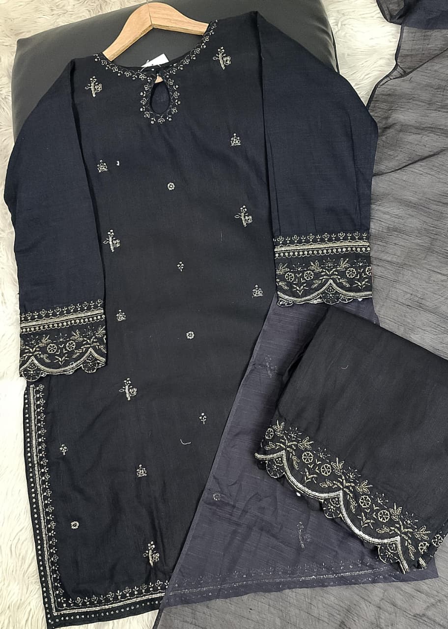 3 PIECE - EMBROIDERED KHADDAR SUIT