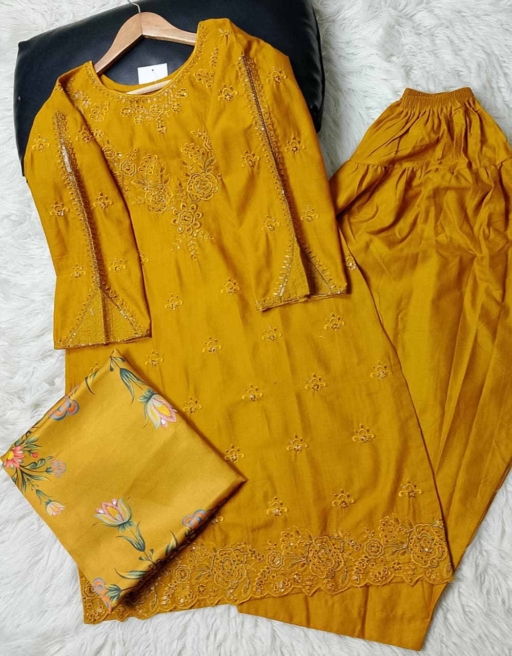 3 PIECE - EMBROIDERED KHADDAR SUIT