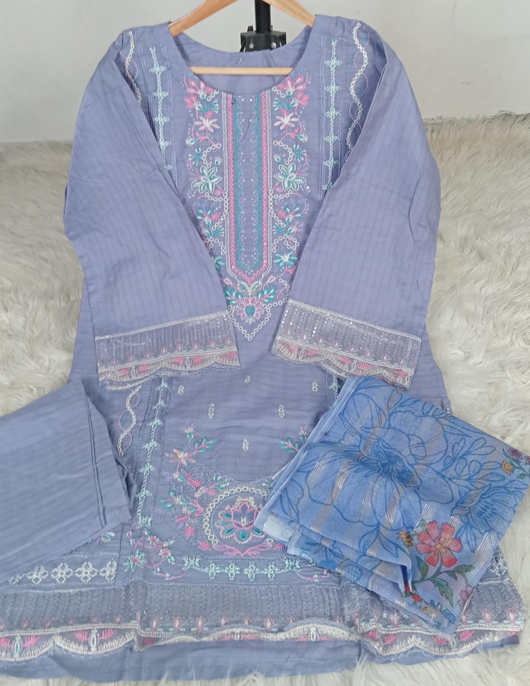 3 PIECE - EMBROIDERED LAWN SUIT