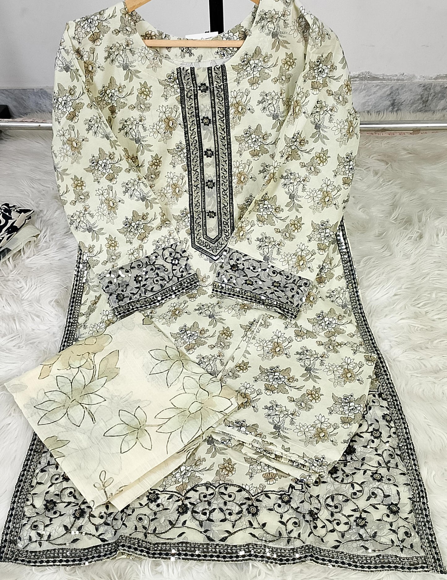 3 PIECE - EMBROIDERED LAWN SUIT