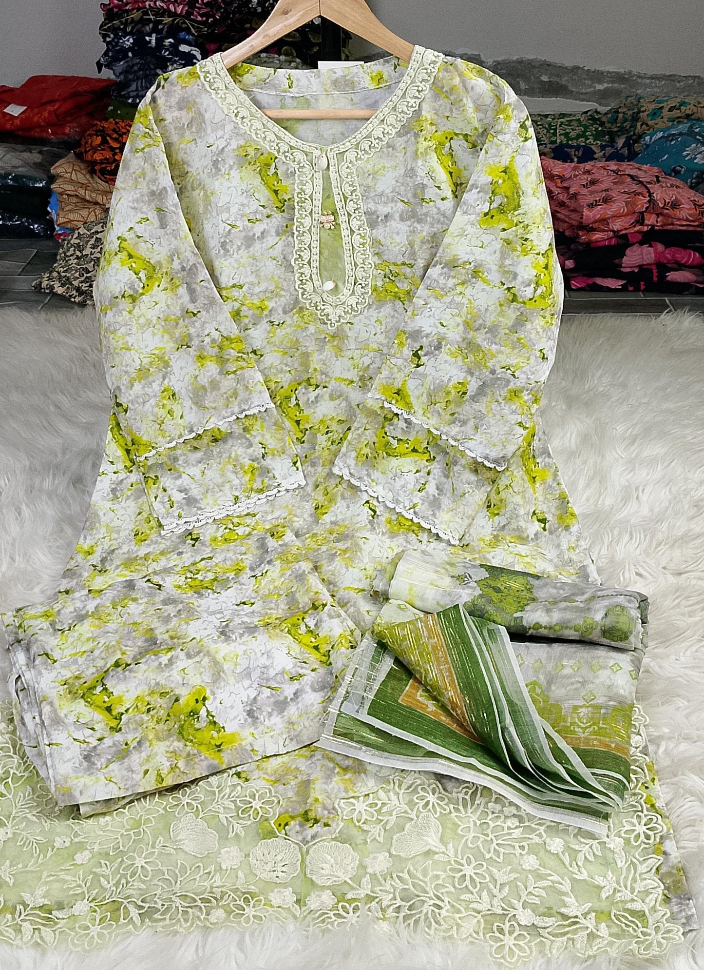 3 PIECE - EMBROIDERED LAWN SUIT