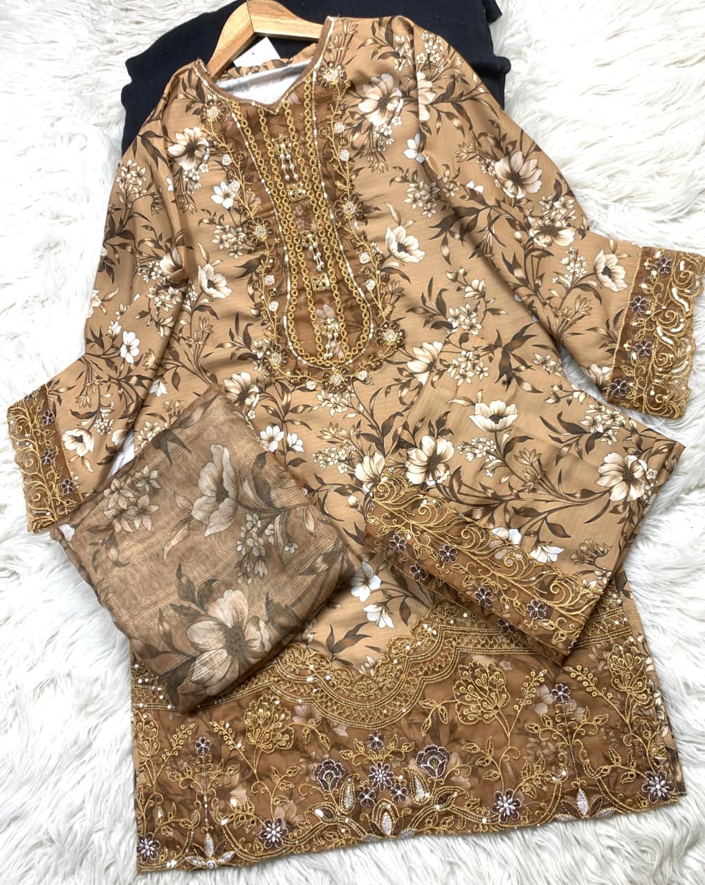 3 PIECE - EMBROIDERED LAWN SUIT