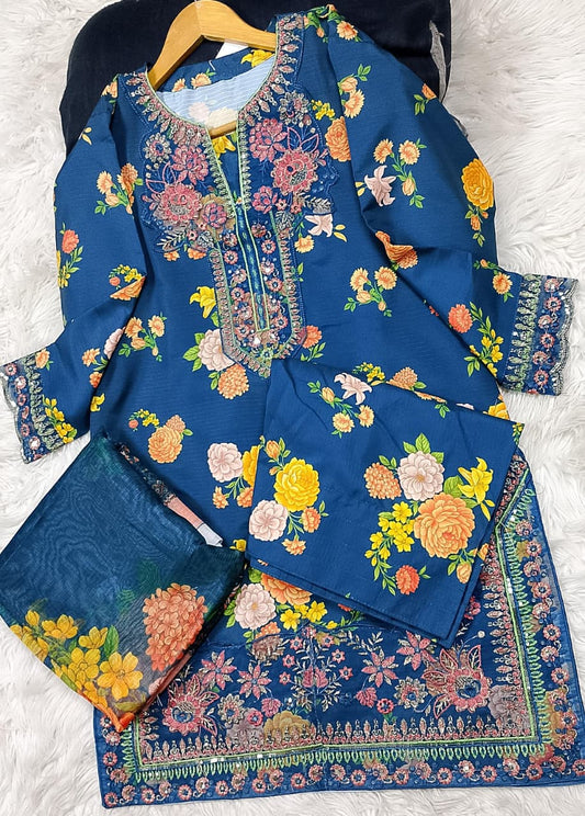 3 PIECE - EMBROIDERED LAWN SUIT