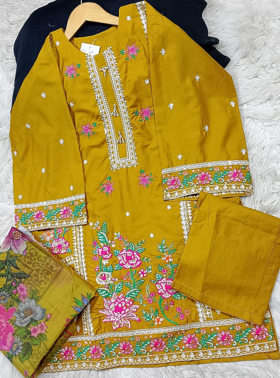 3 PIECE - EMBROIDERED LAWN SUIT
