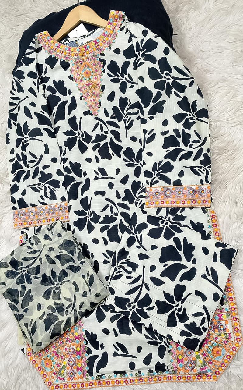 3 PIECE - EMBROIDERED LAWN SUIT