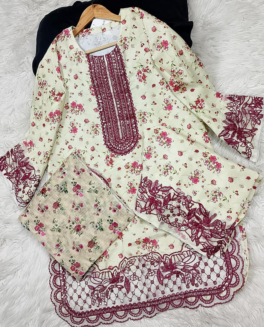 3 PIECE - EMBROIDERED LAWN SUIT