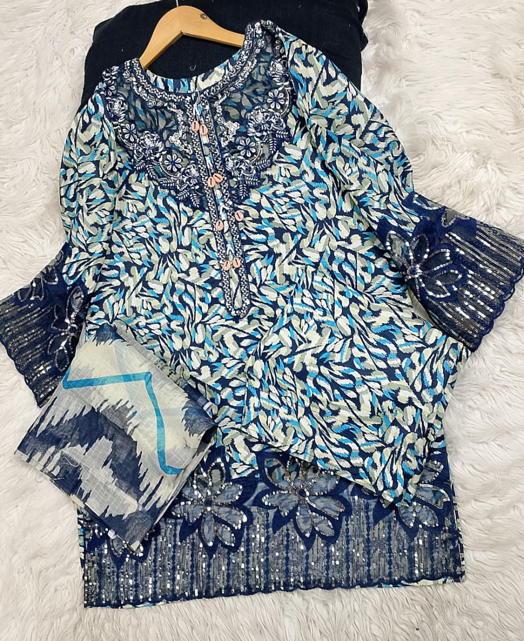3 PIECE - EMBROIDERED LAWN SUIT