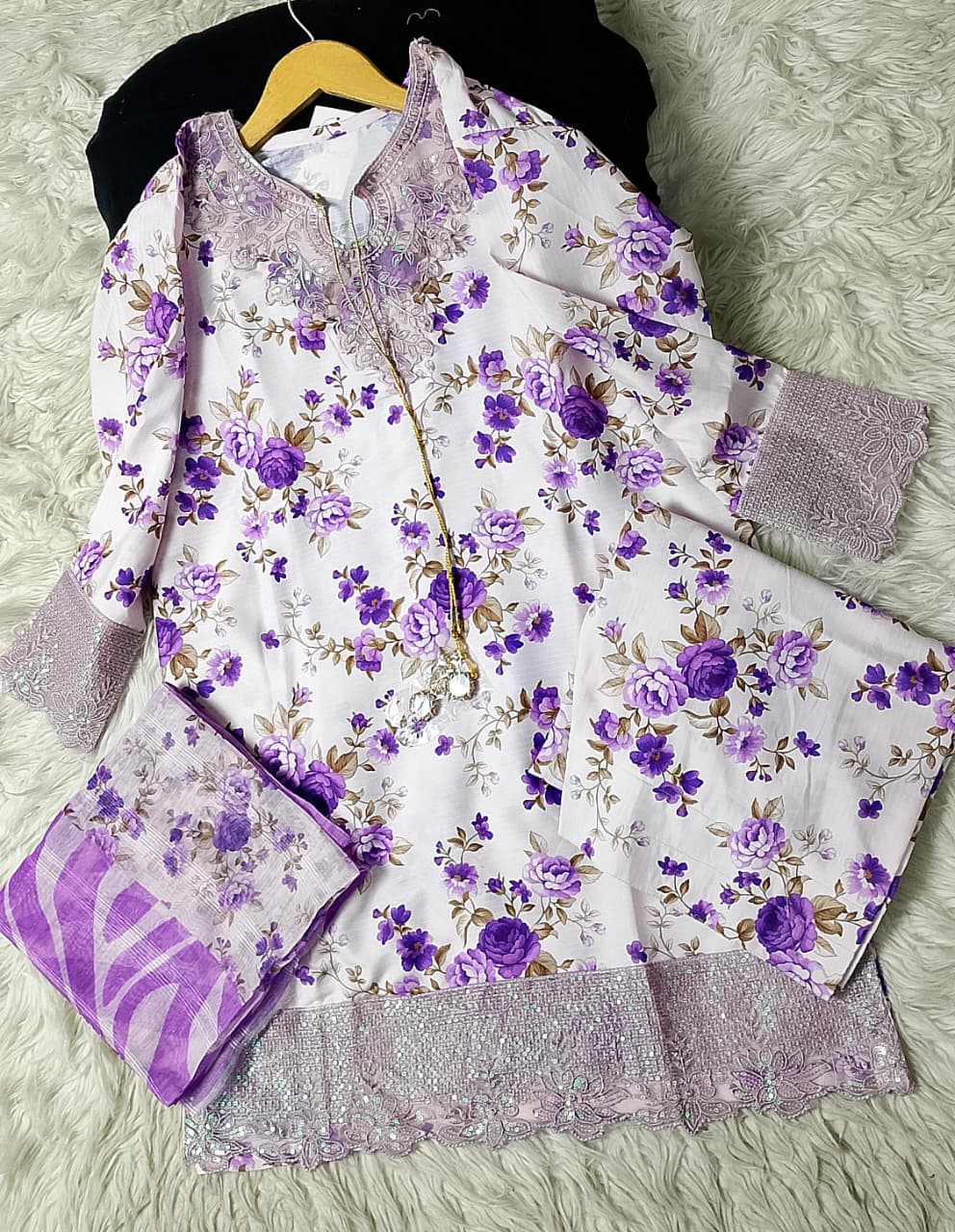 3 PIECE - EMBROIDERED LAWN SUIT