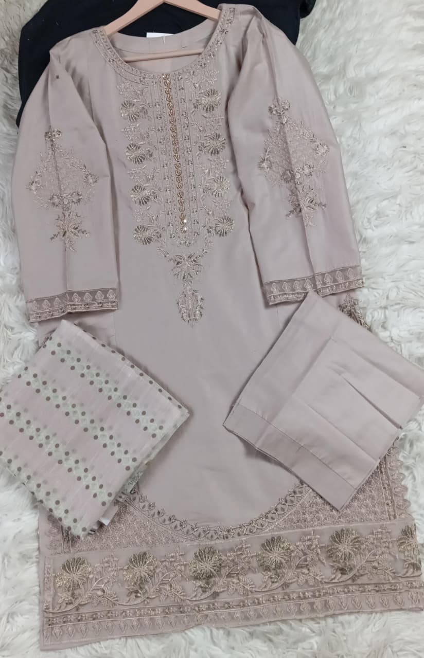 3 PIECE - EMBROIDERED LAWN SUIT