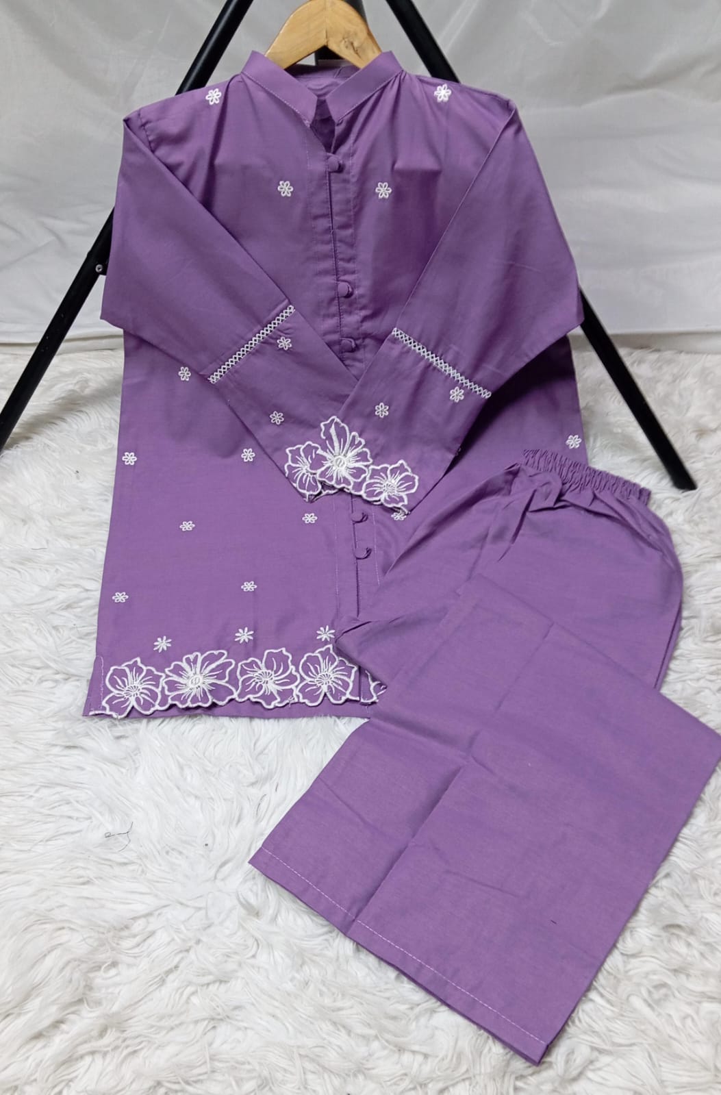 3 PIECE - EMBROIDERED LAWN SUIT