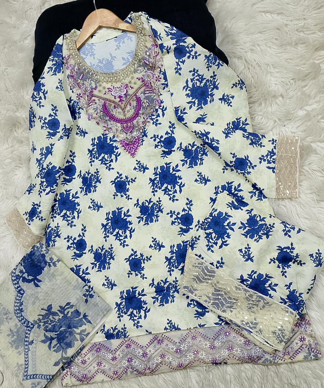 3 PIECE - EMBROIDERED LAWN SUIT