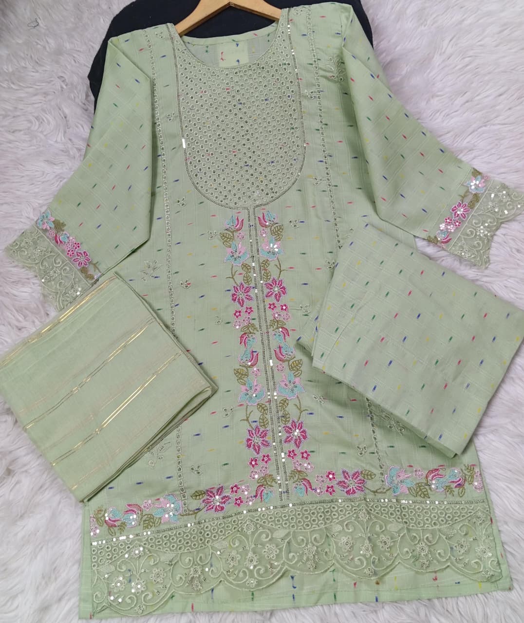 3 PIECE - EMBROIDERED LAWN SUIT