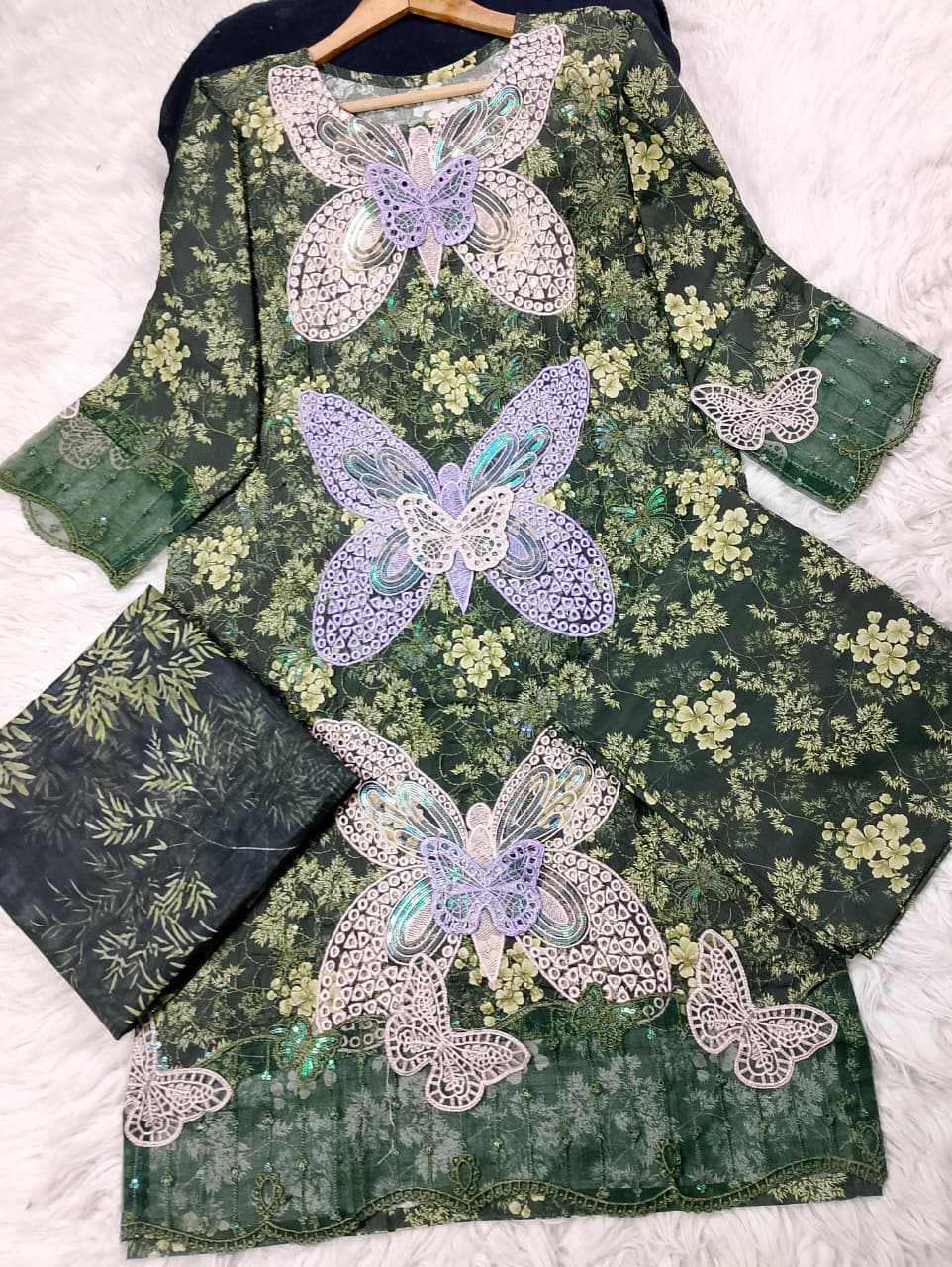 3 PIECE - EMBROIDERED LAWN SUIT