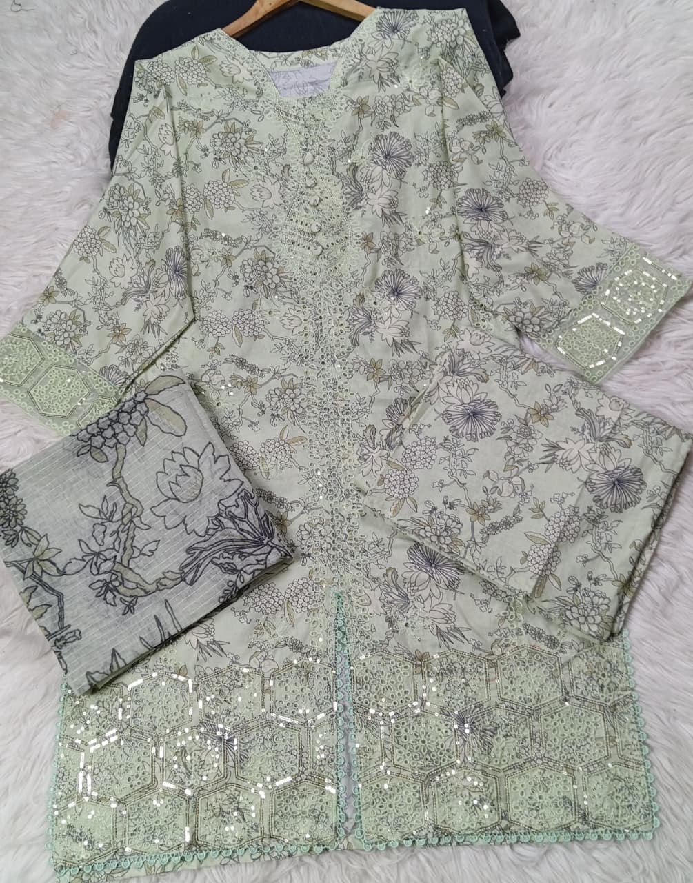 3 PIECE - EMBROIDERED LAWN SUIT