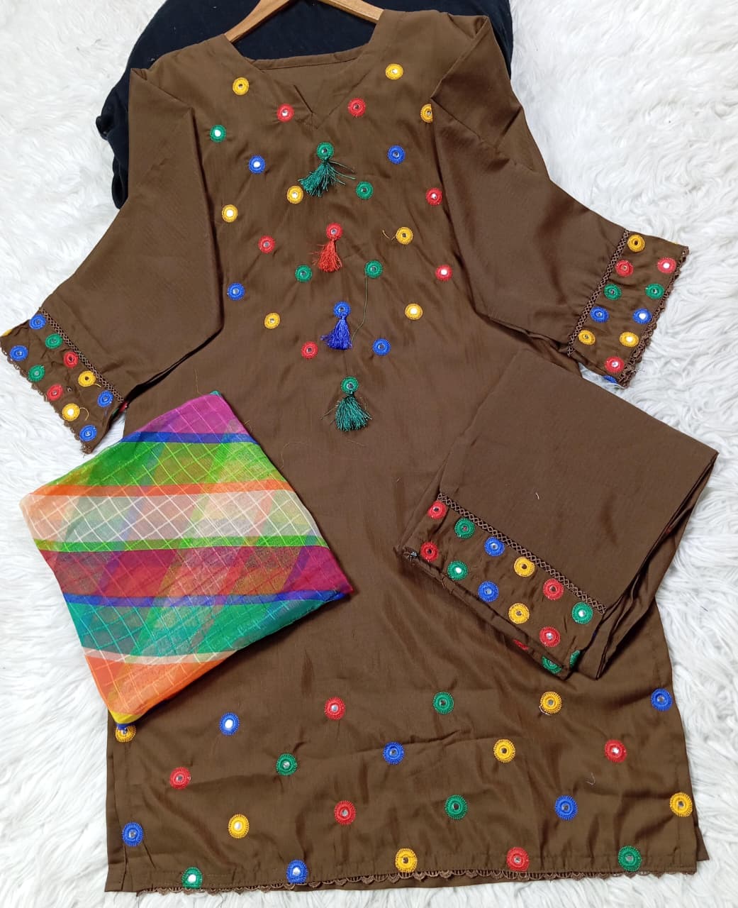 3 PIECE - EMBROIDERED LAWN SUIT