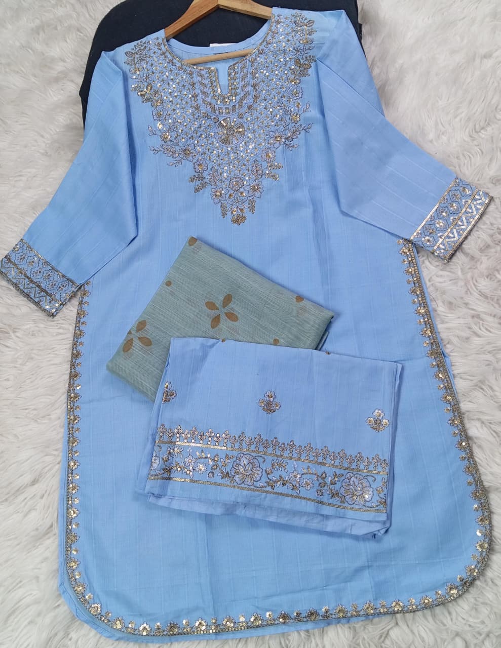3 PIECE - EMBROIDERED LAWN SUIT