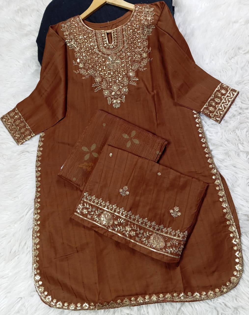 3 PIECE - EMBROIDERED LAWN SUIT