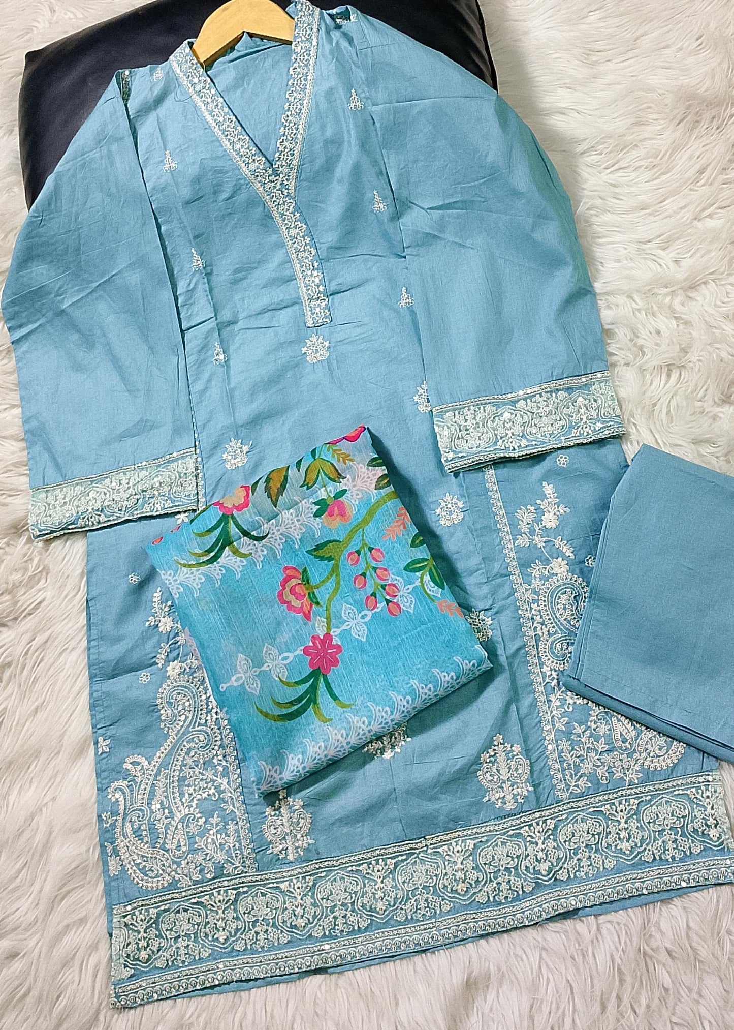 3 PIECE - EMBROIDERED LAWN SUIT