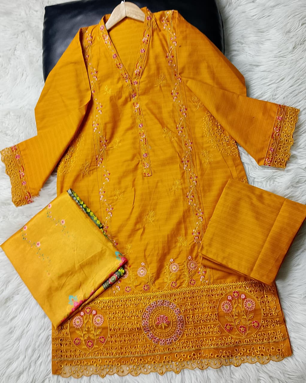 3 PIECE - EMBROIDERED COTTON SUIT WITH SHAWL