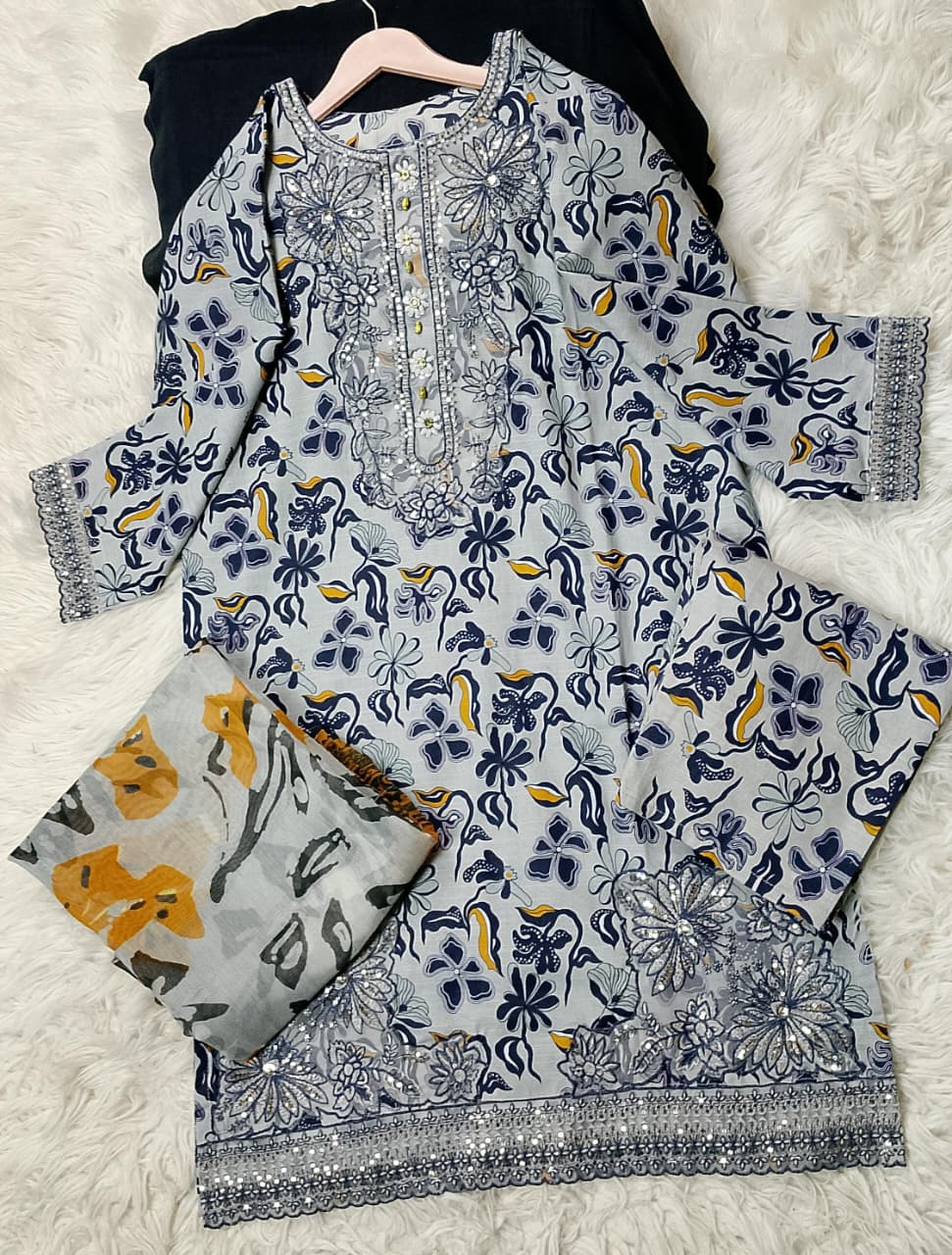 3 PIECE - EMBROIDERED KHADDAR SUIT