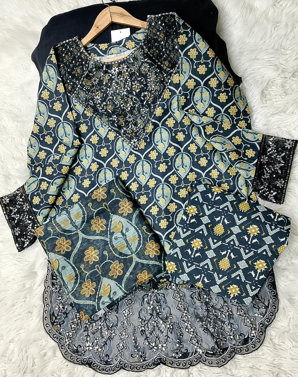 3 PIECE - EMBROIDERED KHADDAR SUIT