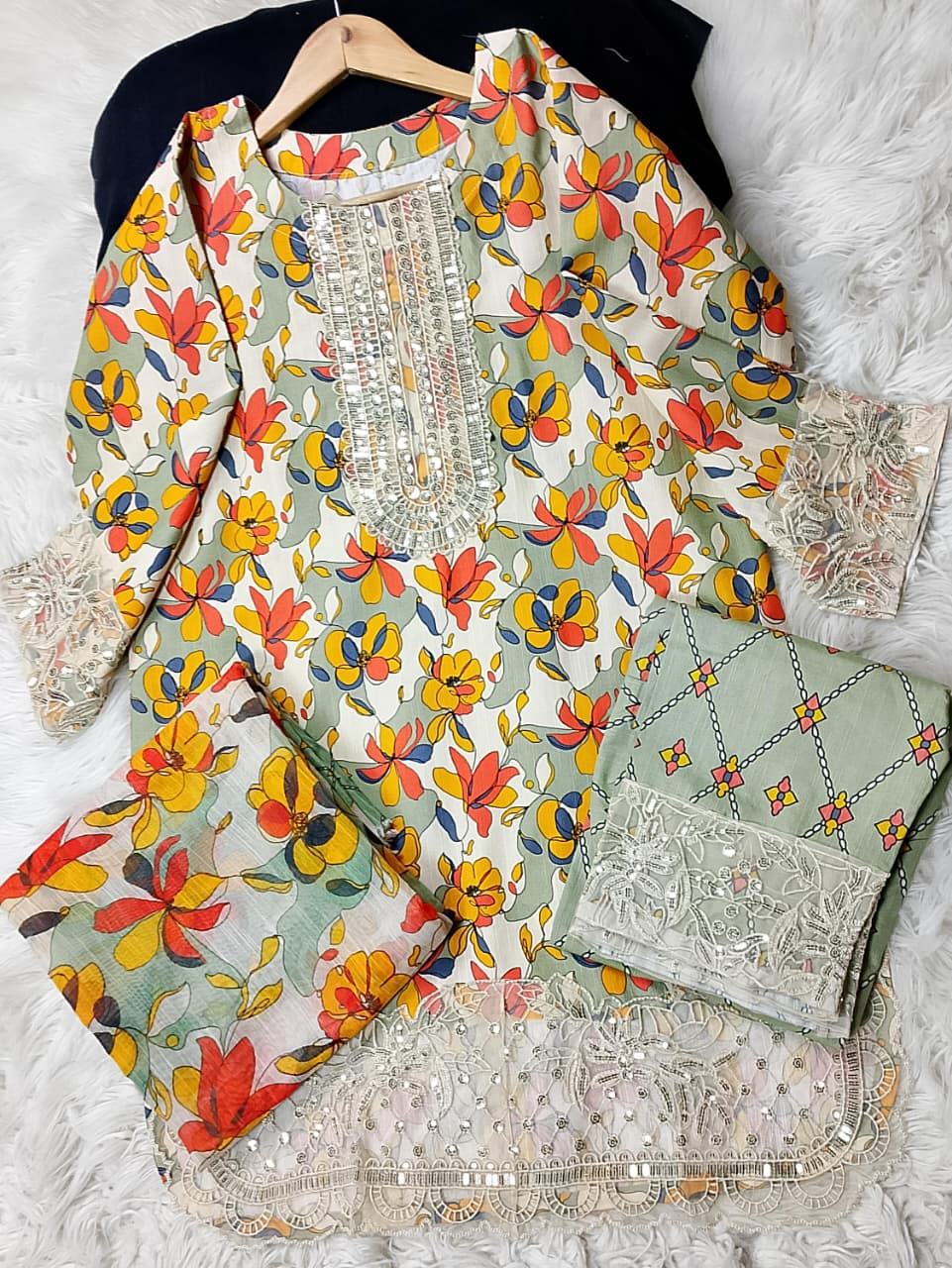 3 PIECE - EMBROIDERED KHADDAR SUIT