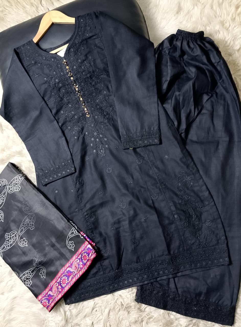 3 PIECE - EMBROIDERED FARSHI SHALWAR KHADDAR SUIT