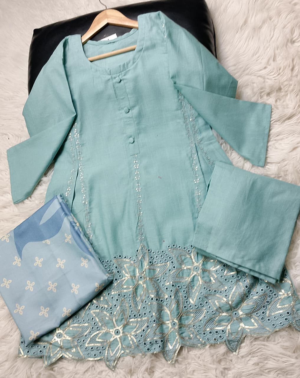 3 PIECE - EMBROIDERED KHADDAR SUIT