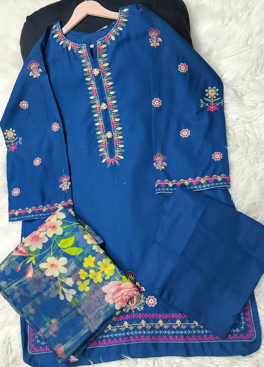 3 PIECE - EMBROIDERED KHADDAR SUIT