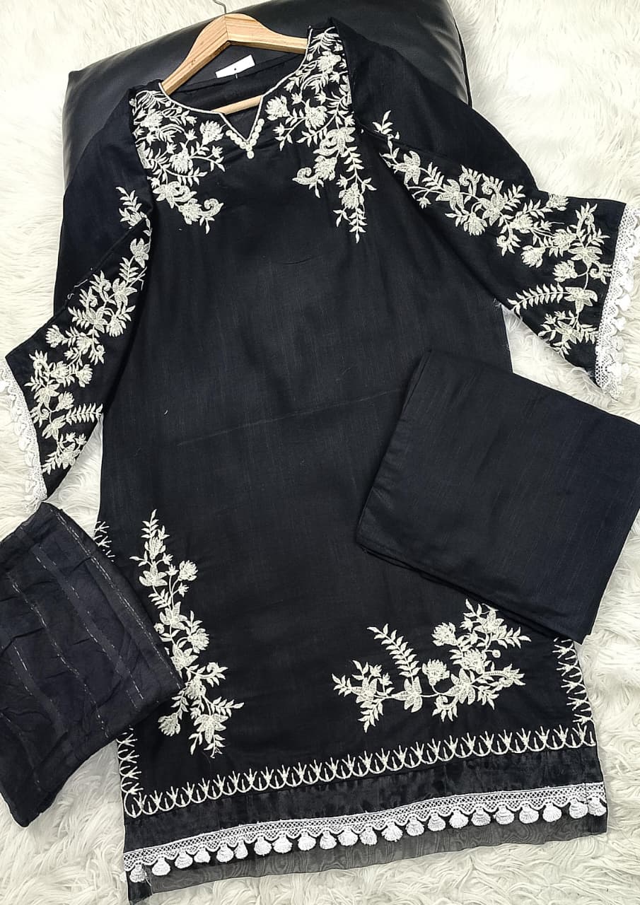 3 PIECE - EMBROIDERED KHADDAR SUIT