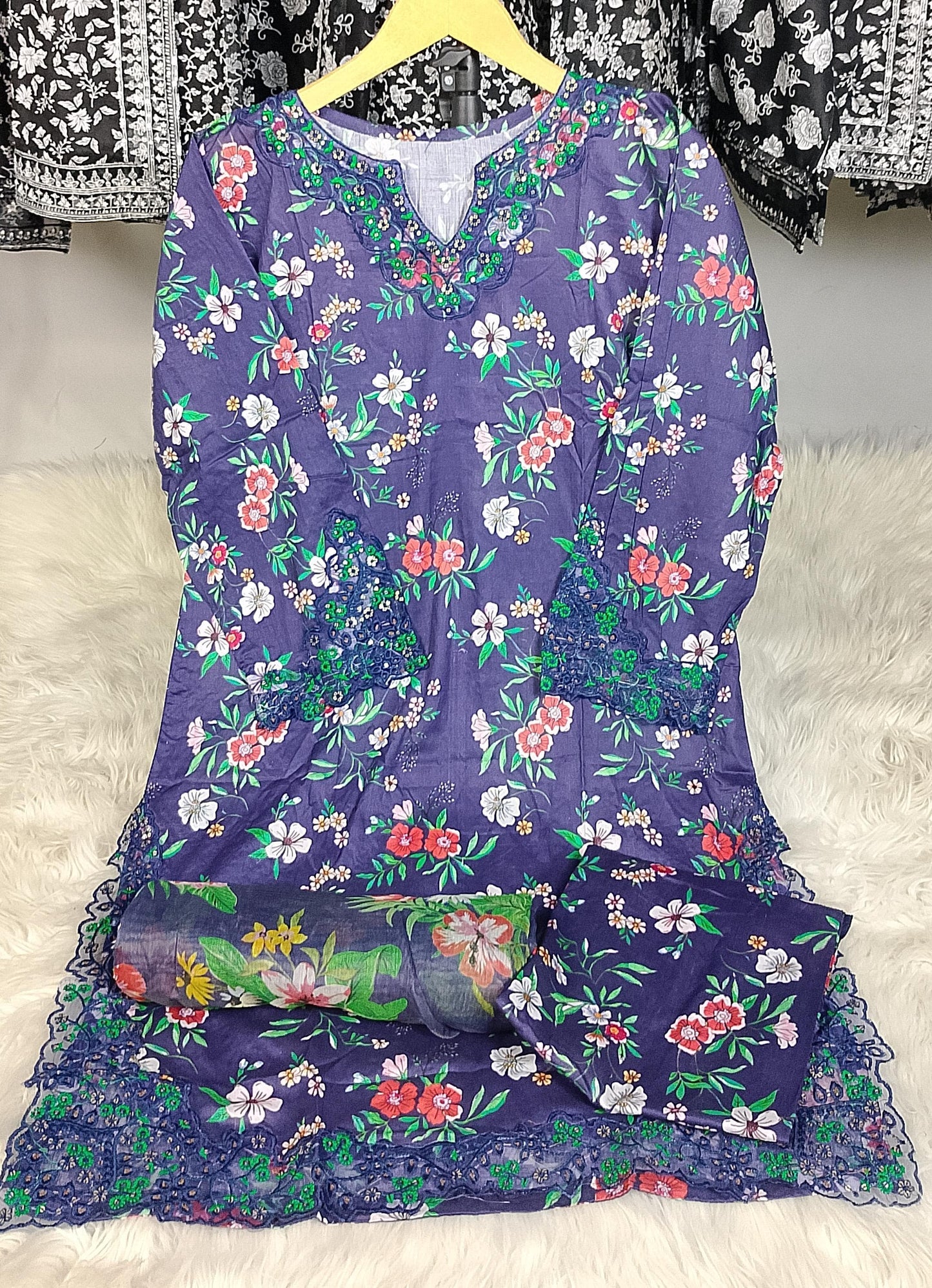 3 PIECE - EMBROIDERED / PRINTED LAWN SUIT