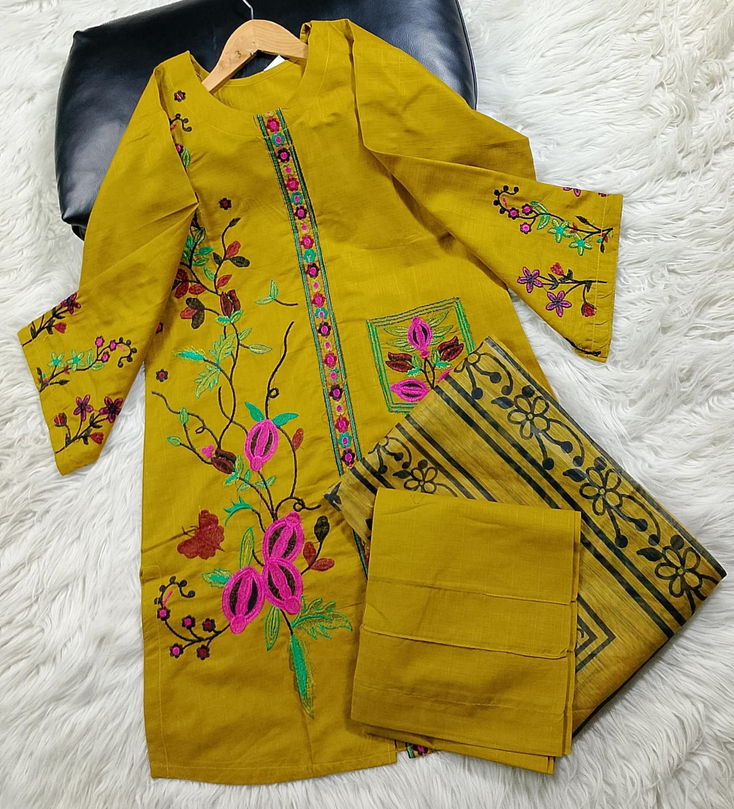 3 PIECE - EMBROIDERED LAWN SUIT