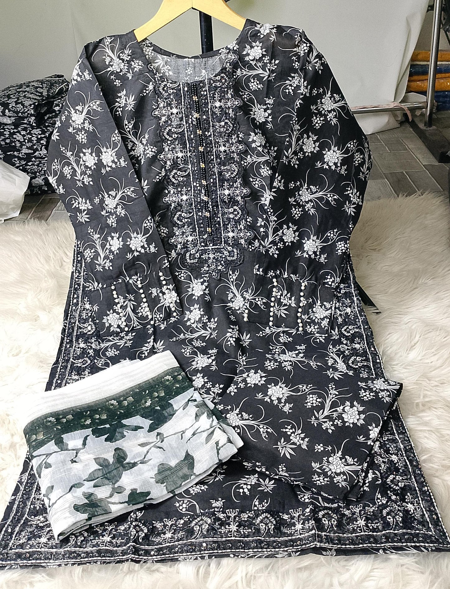 3 PIECE - EMBROIDERED KHADDAR SUIT