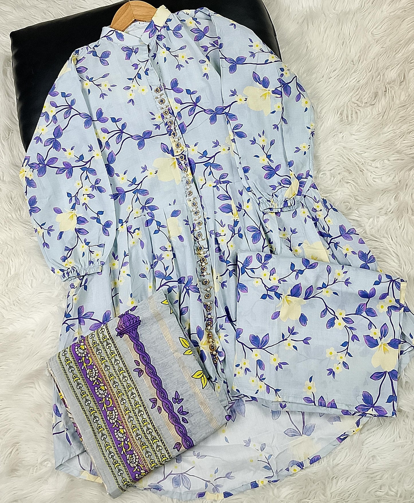 3 PIECE - EMBROIDERED / PRINTED LAWN SUIT