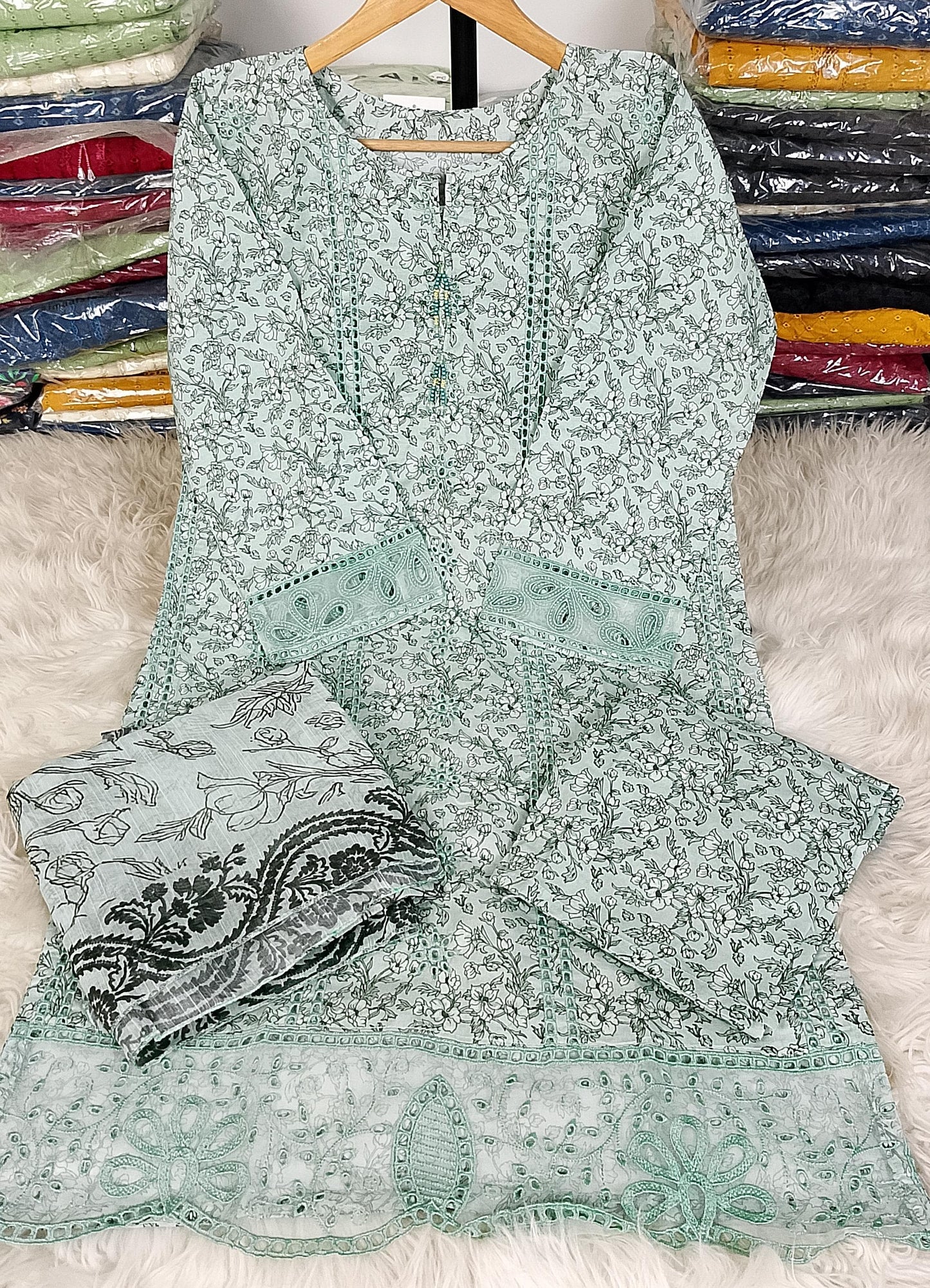 3 PIECE - EMBROIDERED / PRINTED LAWN SUIT