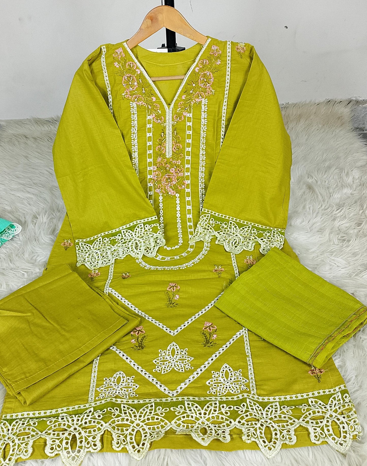 3 PIECE - EMBROIDERED LAWN SUIT