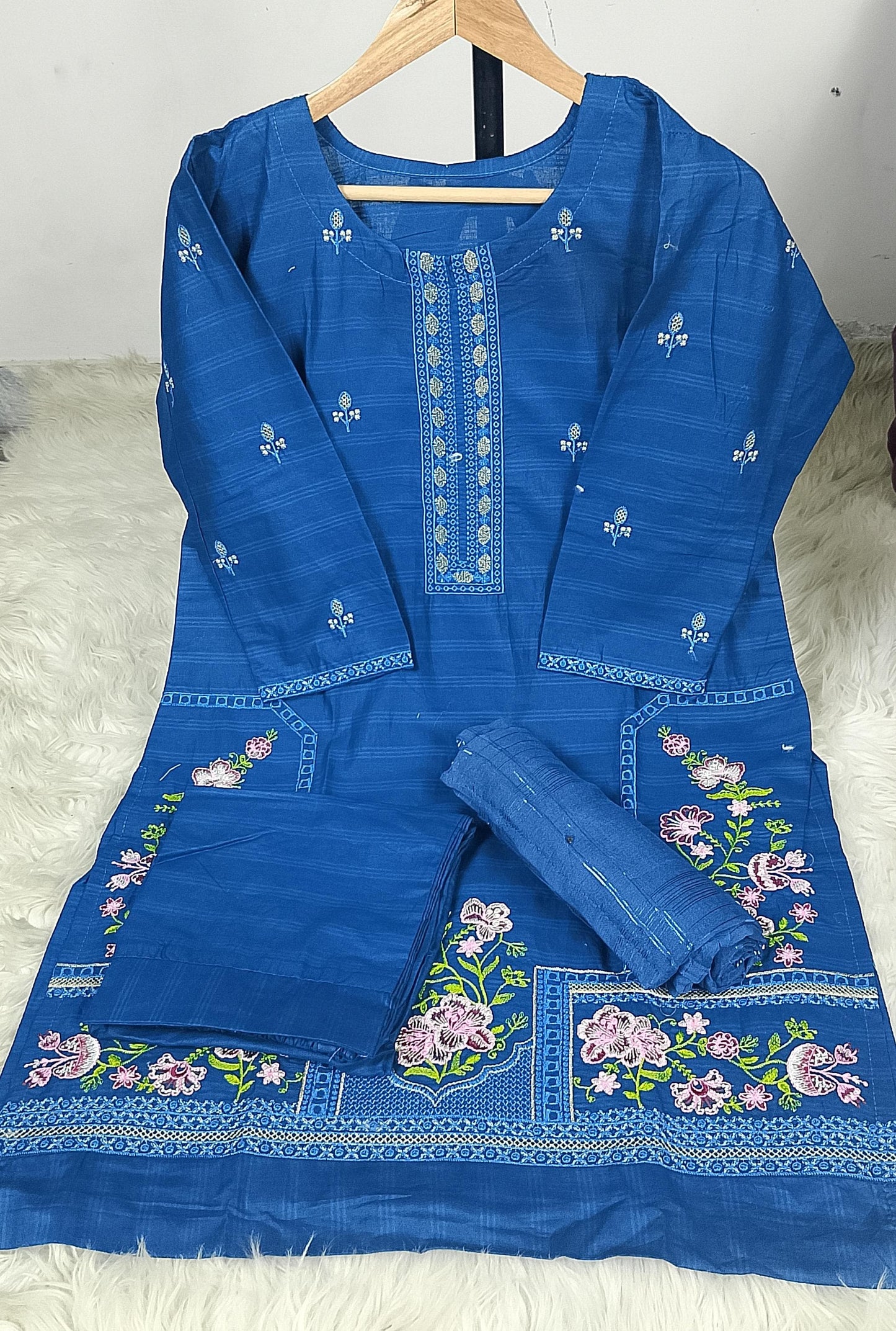 3 PIECE - EMBROIDERED LAWN SUIT