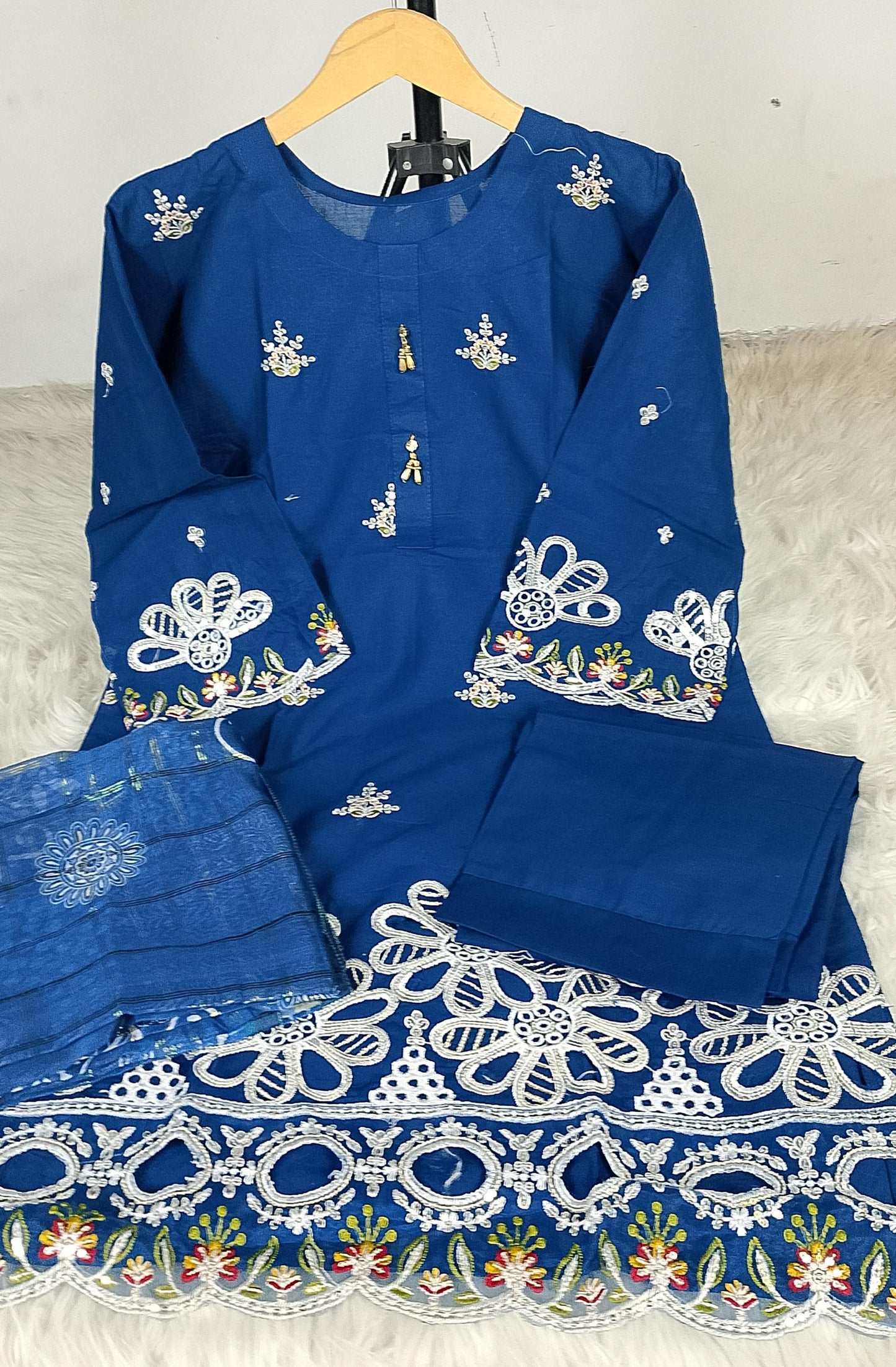 3 PIECE - EMBROIDERED LAWN SUIT