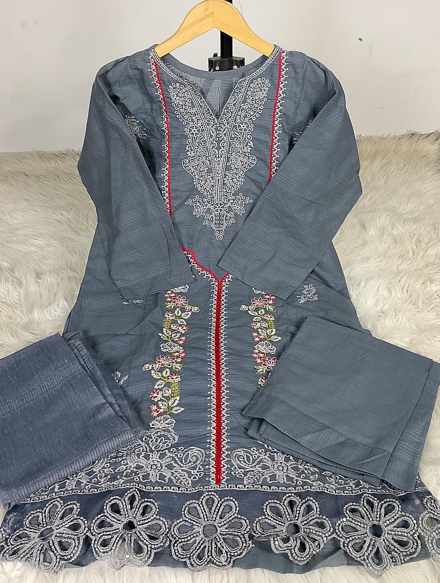3 PIECE - EMBROIDERED LAWN SUIT