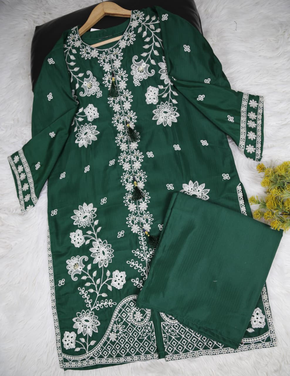2 PIECE - EMBROIDERED VISCOSE SUIT