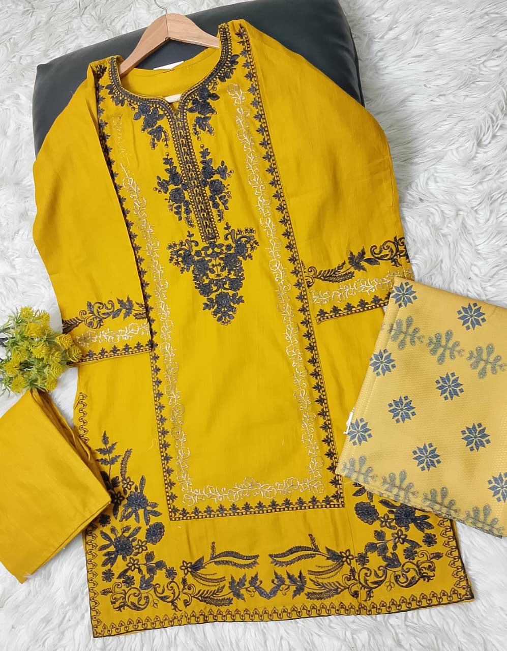 3 PIECE - EMBROIDERED KHADDAR SUIT