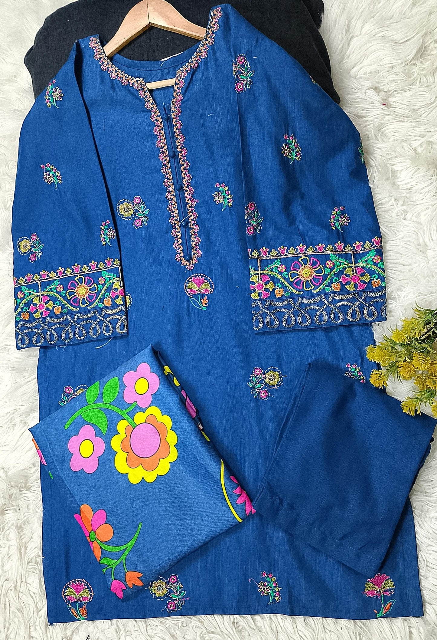 3 PIECE - EMBROIDERED KHADDAR SUIT
