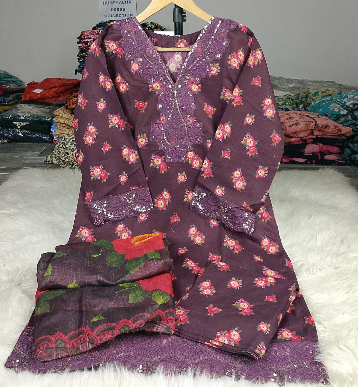 3 PIECE - EMBROIDERED / PRINTED LAWN SUIT