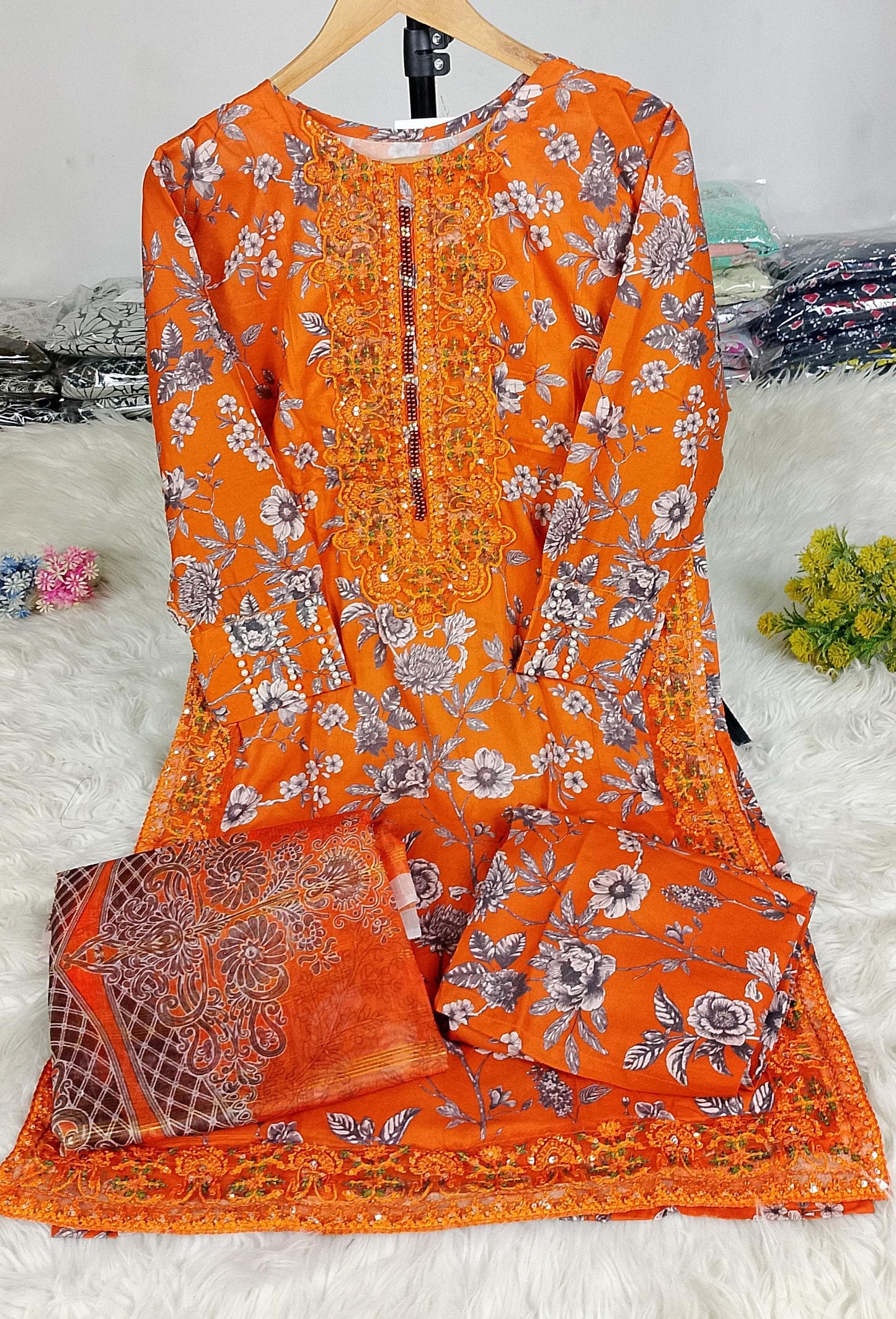 3 PIECE - EMBROIDERED / PRINTED LAWN SUIT