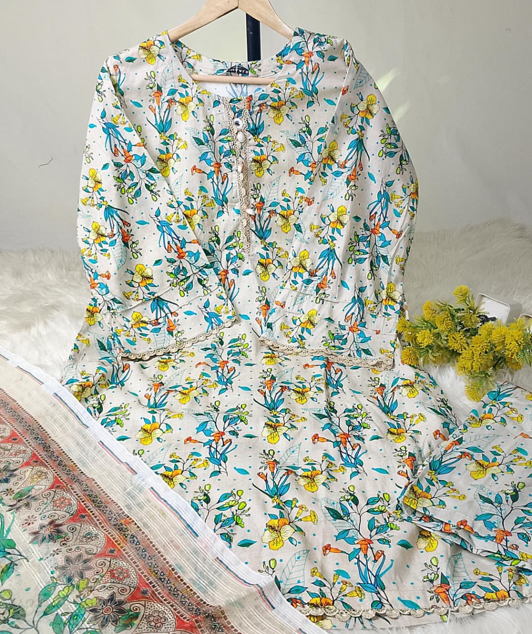 3 PIECE - EMBROIDERED LAWN SUIT