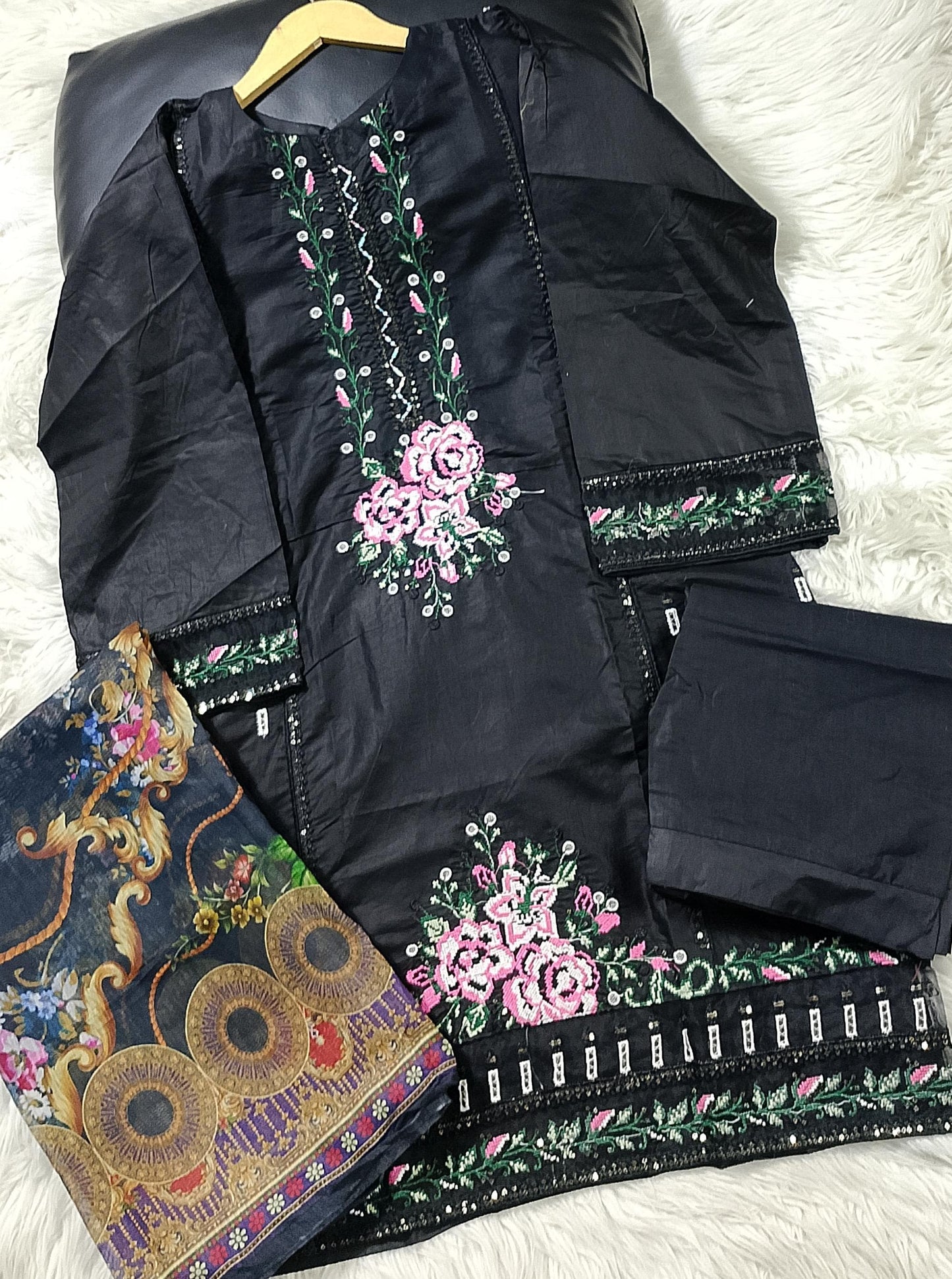 3 PIECE - EMBROIDERED LAWN SUIT