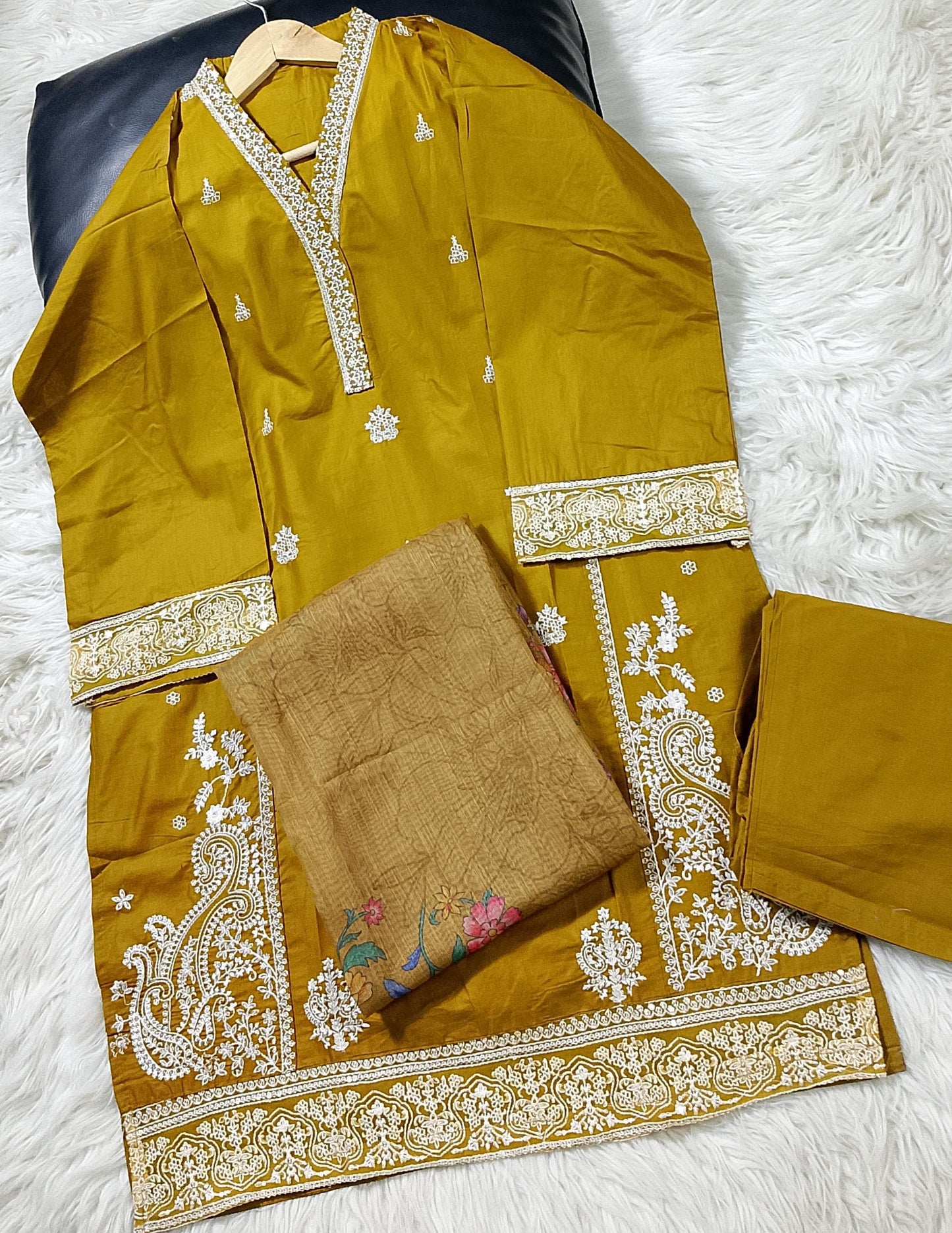 3 PIECE - EMBROIDERED LAWN SUIT