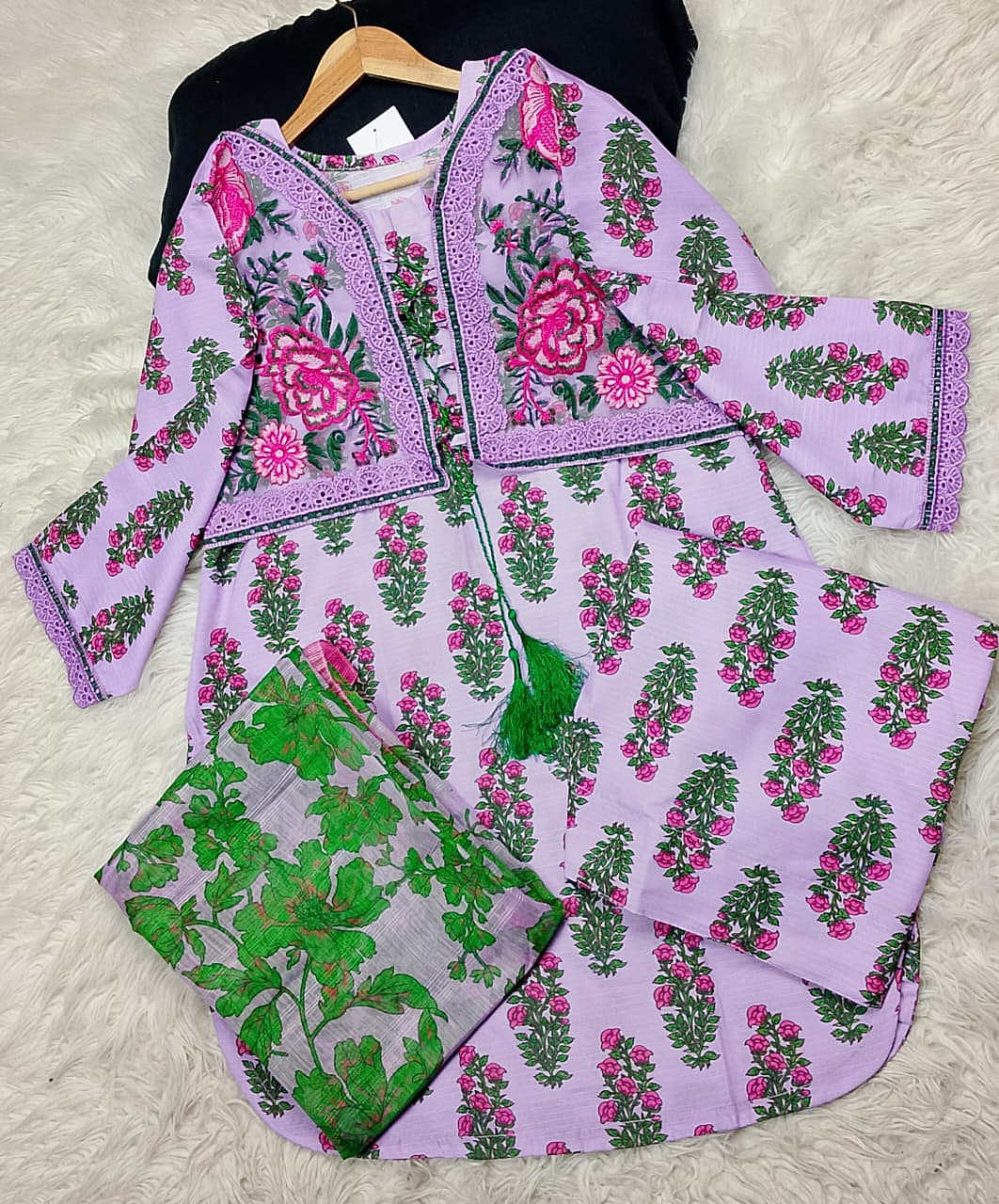 3 PIECE - EMBROIDERED LAWN SUIT