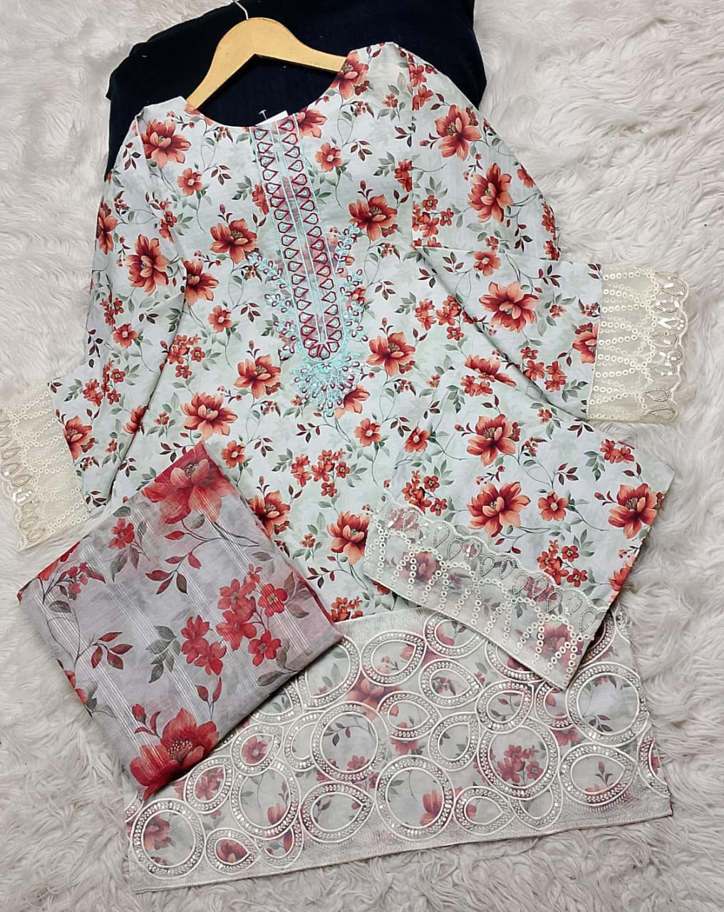 3 PIECE - EMBROIDERED LAWN SUIT